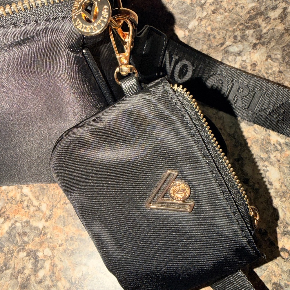 Valentino Orlandi Black Crossbody purse with matching coin purse. New with tags🖤 - Picture 4 of 7